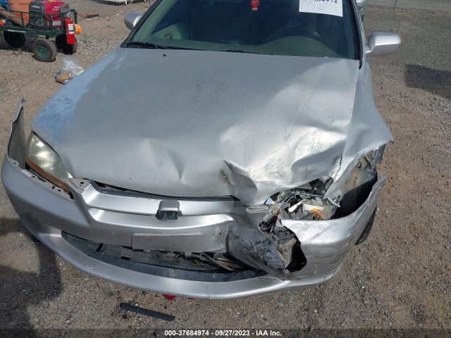 1998 HONDA ACCORD LX VIN: 1HGCG5641WA230019