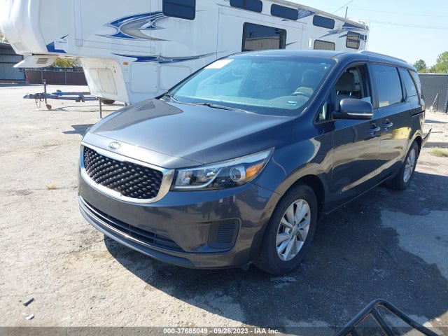 KIA SEDONA LX 2016 KNDMB5C11G6087850 Image 2