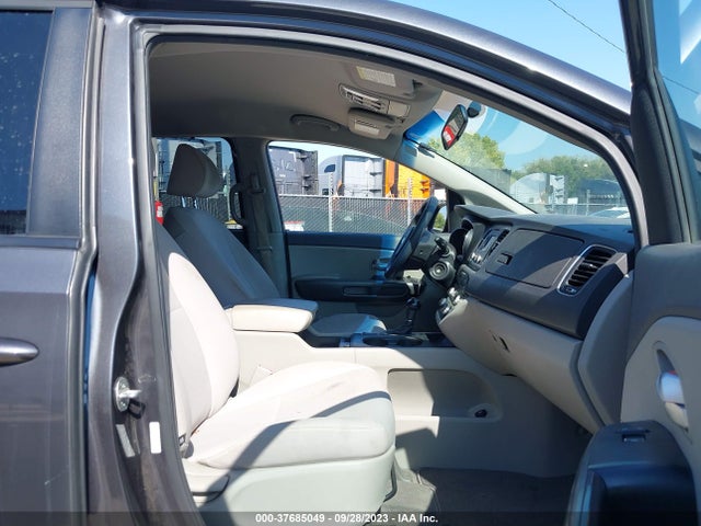 KIA SEDONA LX 2016 KNDMB5C11G6087850 Image 5