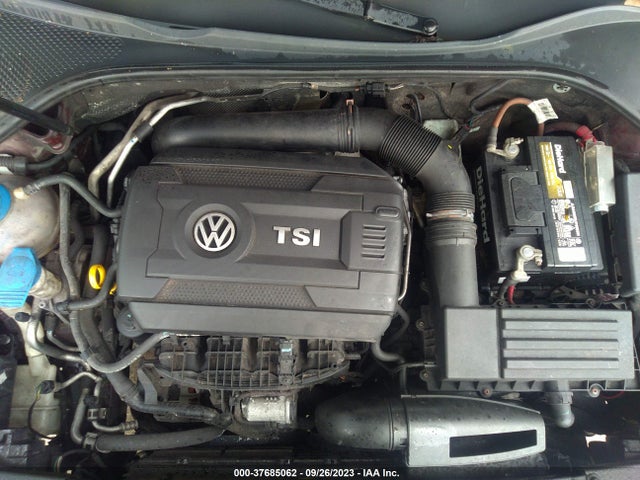 1VWAT7A32EC043674 Volkswagen Passat Wolfsburg Ed