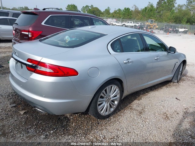 2012 JAGUAR XF SAJWA0HB3CLS37017 Photo 3