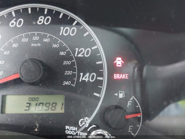 2011 TOYOTA COROLLA L/LE/S VIN: 2T1BU4EE1BC730341
