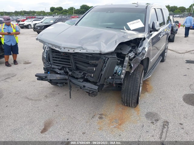 1GYS3HKJ9LR103416 Cadillac Escalade Esv 2wd Luxury