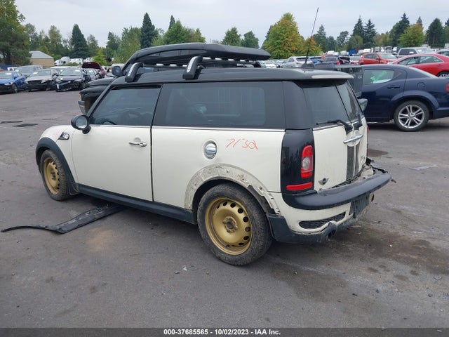 2008 MINI COOPER S CLUBMAN WMWMM33558TP71012 Photo 2