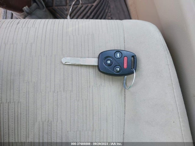 2011 HONDA ACCORD SDN LX-P VIN: 1HGCP2F48BA107245