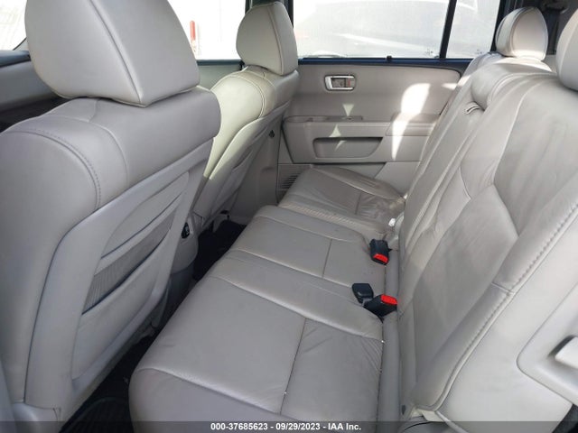 2010 HONDA PILOT TOURING VIN: 5FNYF4H82AB006422