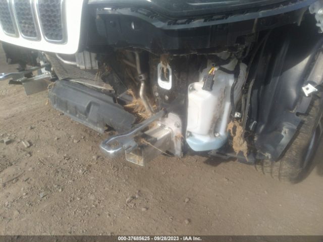 1C4PJMJN4KD280885 Jeep Cherokee Overland