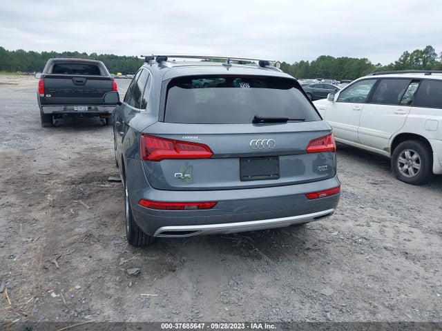 WA1BNAFY2J2221483 Audi Q5 Premium Plus