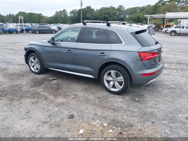 WA1BNAFY2J2221483 Audi Q5 Premium Plus