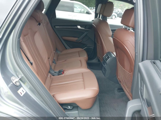 WA1BNAFY2J2221483 Audi Q5 Premium Plus