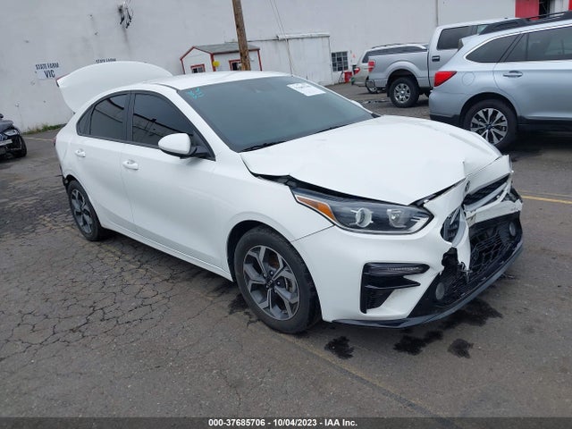 2019 3KPF24AD1KE040806 main image