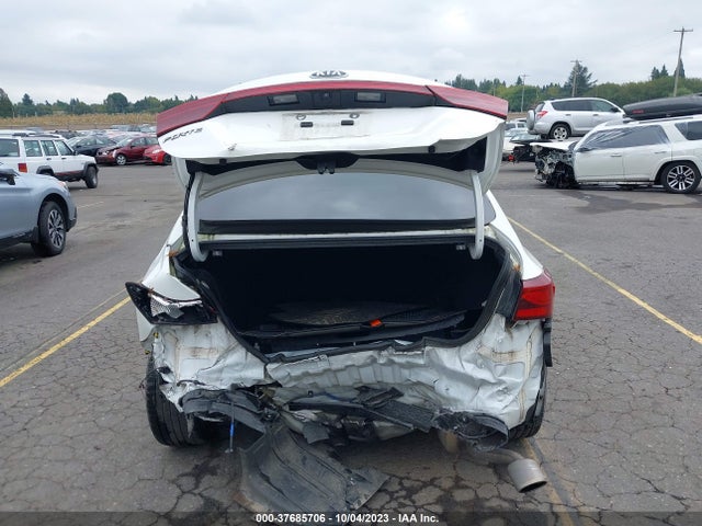 KIA Forte Lxs 2019 3KPF24AD1KE040806 Image 16