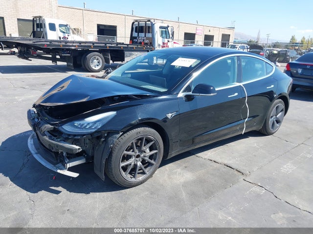 2018 Tesla 3, VIN: 5YJ3E1EA1JF095242