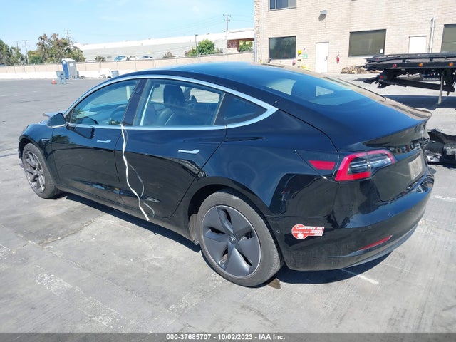2018 Tesla 3, VIN: 5YJ3E1EA1JF095242