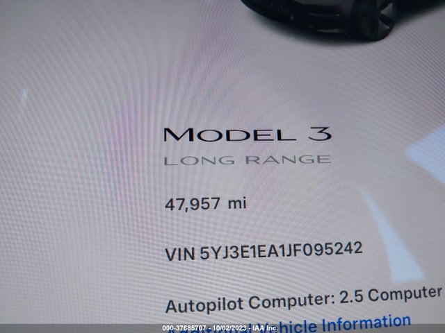 2018 Tesla 3, VIN: 5YJ3E1EA1JF095242