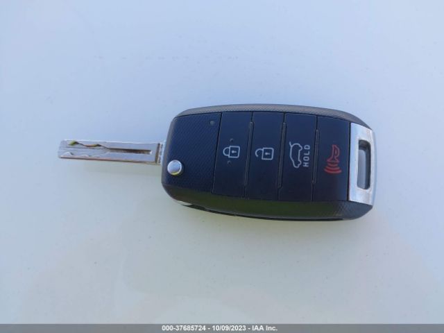 KNDJX3A50E7708064 KIA Soul !