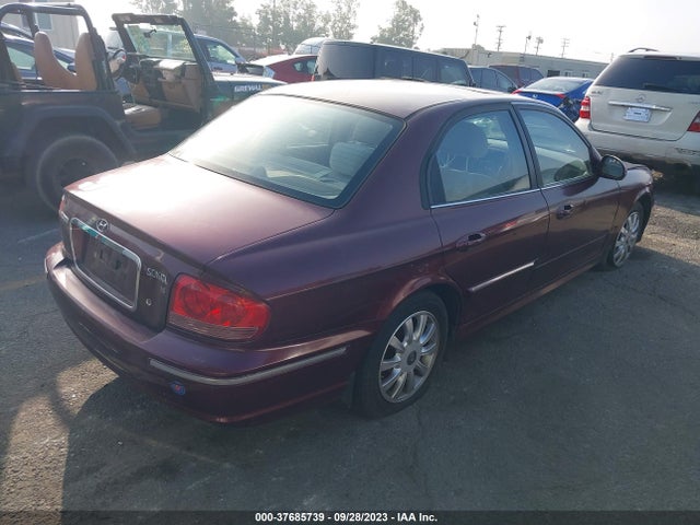 2003 HYUNDAI SONATA GLS/LX VIN: KMHWF35HX3A902156