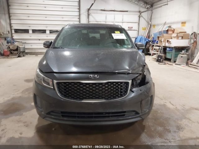 KNDMB5C15G6178992 KIA SEDONA LX