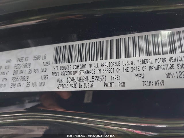 1C4HJWEG4HL570571 Jeep Wrangler Unlimited Sahara