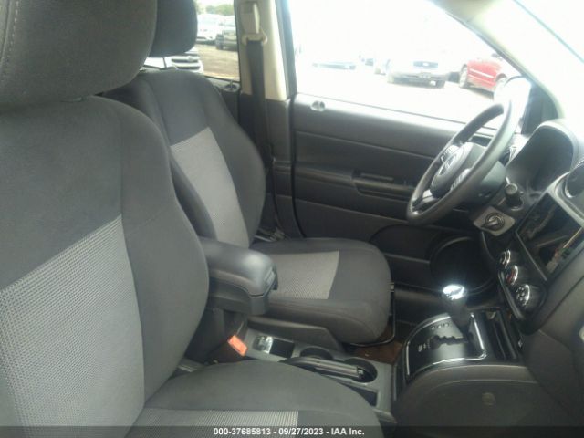 1C4NJDBB4FD248164 Jeep Compass Sport