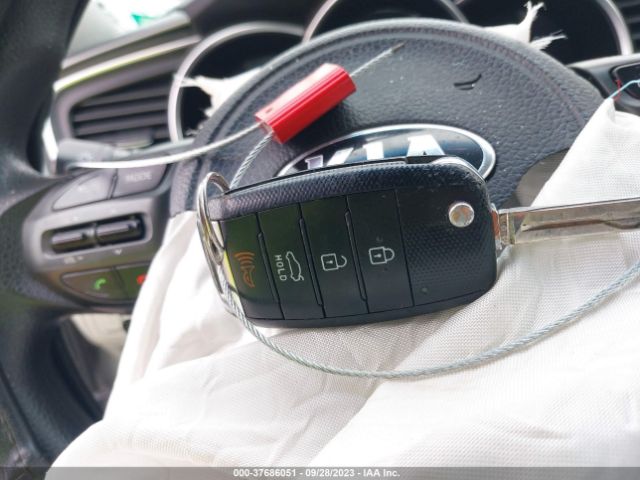 5XXGM4A77EG285727 KIA Optima Lx