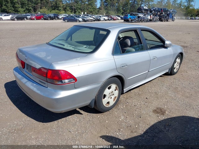 2001 HONDA ACCORD SDN EX W/LEATHER VIN: 1HGCG16581A080730