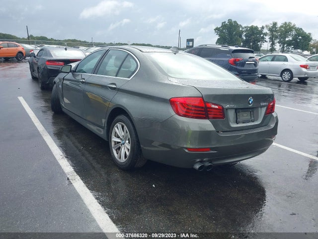BMW 528i Xdrive 2015 WBA5A7C55FD622093 Image 3