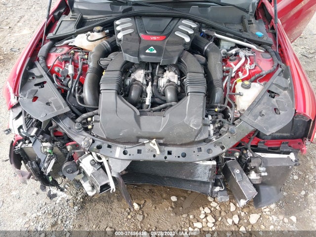 ZARFAEAV4H7550910 Alfa Romeo Giulia Quadrifoglio Rwd
