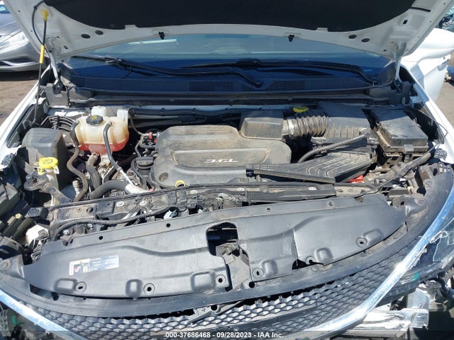 2C4RC1BG3HR542547 Chrysler Pacifica Touring-l
