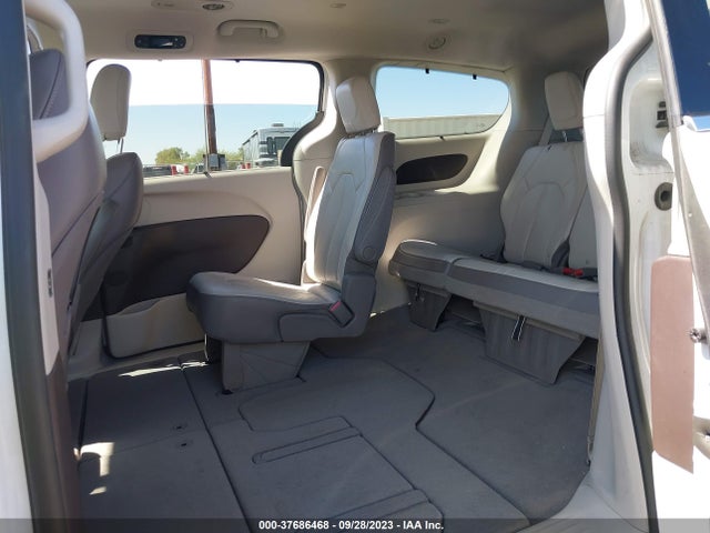 2C4RC1BG3HR542547 Chrysler Pacifica Touring-l