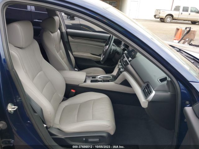 1HGCV2F97KA030935 Honda Accord Sedan Touring 2.0t