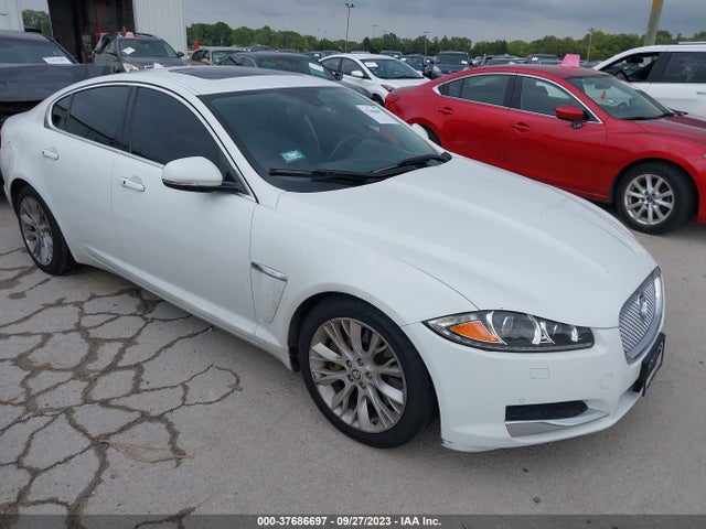 2013 JAGUAR XF SAJWA0E78D8U08364 Photo 0