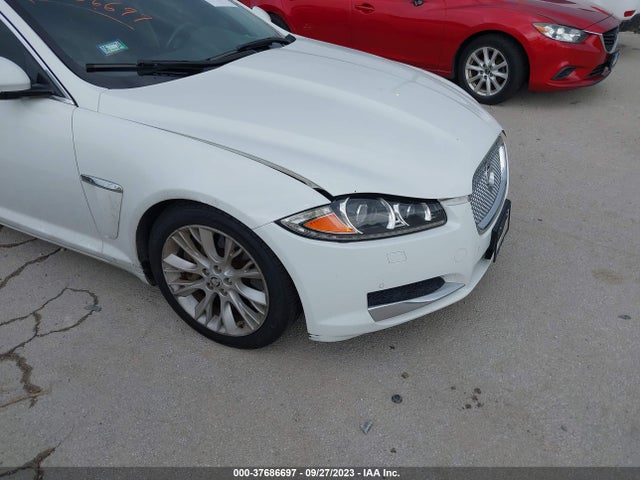 2013 JAGUAR XF SAJWA0E78D8U08364 Photo 5