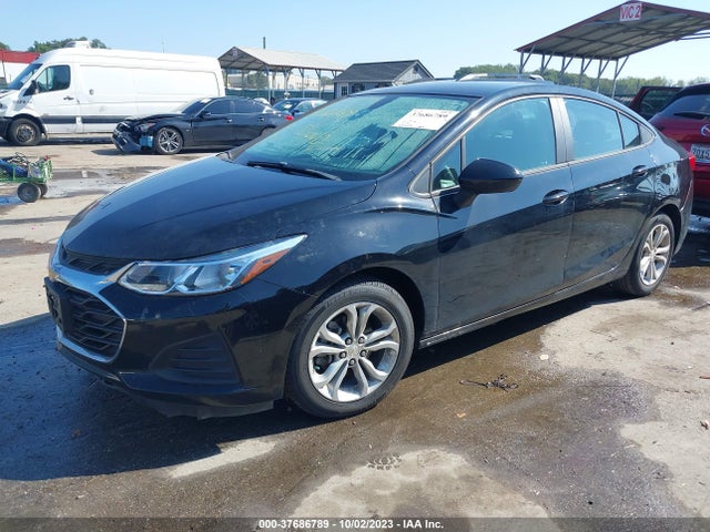 Chevrolet CRUZE LS 2019 1G1BC5SMXK7152058 Image 2