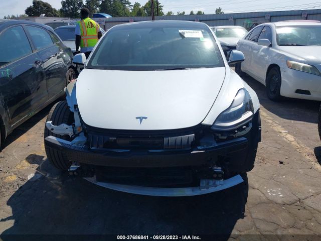 5YJ3E1EA3PF422233 Tesla MODEL 3
