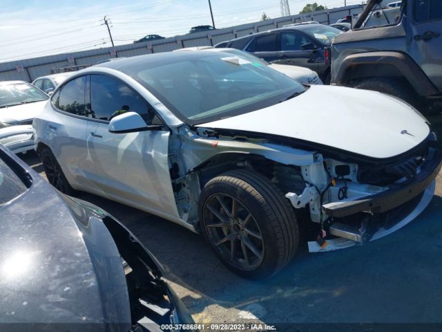 5YJ3E1EA3PF422233 Tesla MODEL 3