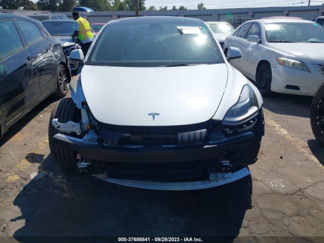 5YJ3E1EA3PF422233 Tesla MODEL 3