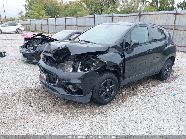 Chevrolet TRAX LS 2019 3GNCJNSB0KL371954 Image 2