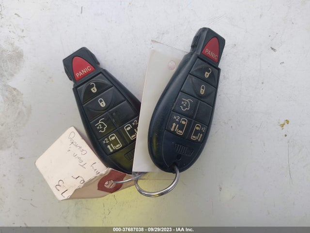 2C4RC1HGXFR675441 Chrysler Town & Country S
