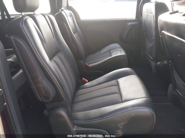2C4RC1HGXFR675441 Chrysler Town & Country S