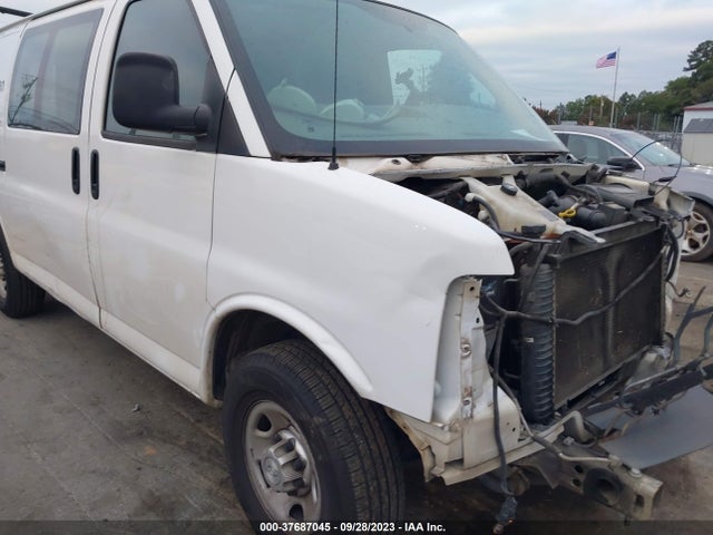 Chevrolet EXPRESS CARGO VAN 2015 1GCWGFCF2F1281505 Image 12