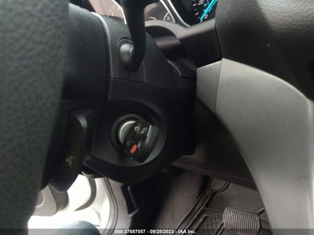 1FMCU0GX3EUE32615 Ford ESCAPE SE