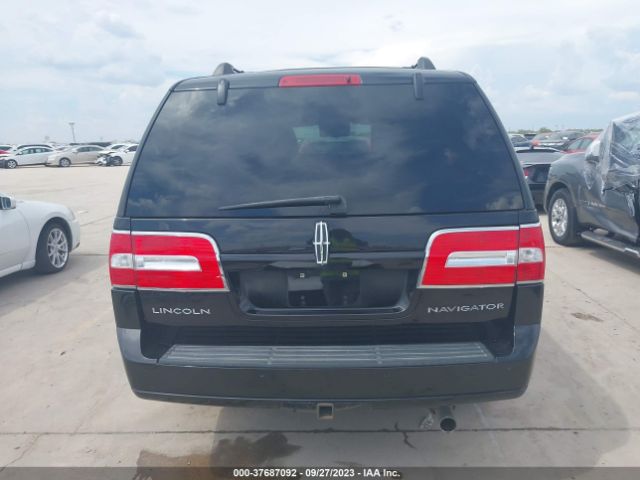 5LMJJ2H54EEL01077 Lincoln Navigator