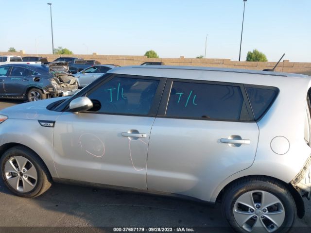 KNDJN2A25G7821615 KIA Soul Base