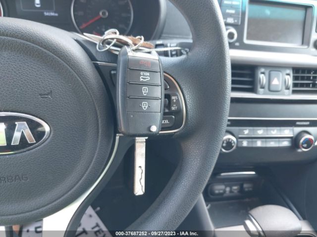5XXGT4L32HG172656 KIA Optima Lx
