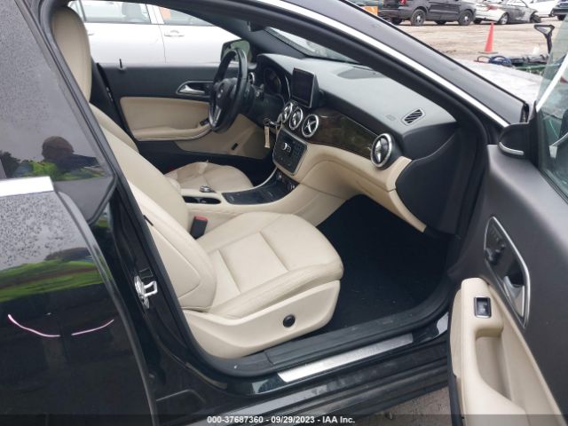 2014 MERCEDES-BENZ CLA 250 WDDSJ4EB4EN045398 Photo 4