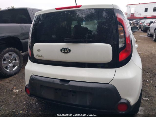 KNDJN2A22F7169731 KIA Soul Base
