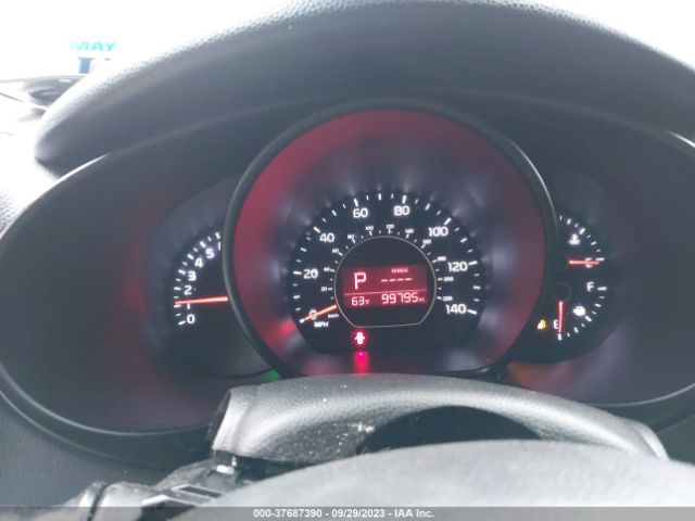 KNDJN2A22F7169731 KIA Soul Base
