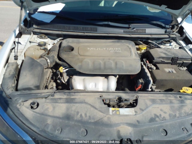 Chrysler 200 Limited 2015 1C3CCCAB7FN528673 Image 10