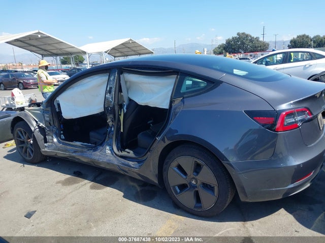 Tesla Model 3 Long Range Dual Motor All-wheel Drive 2022 5YJ3E1EBXNF349089 Image 14